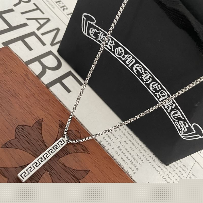 Ch**me He**ts necklaces